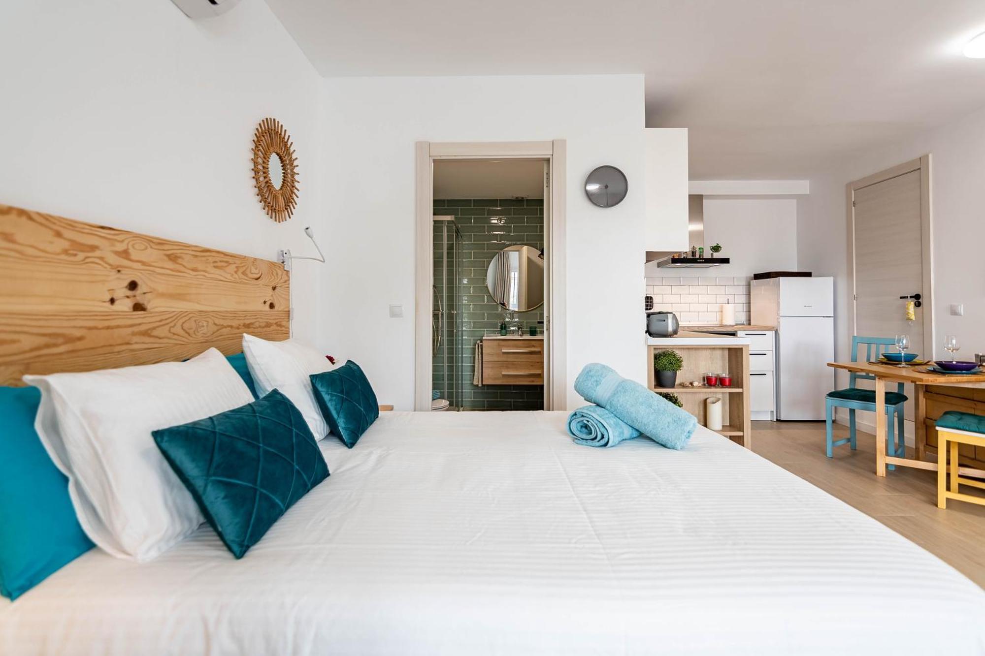 Апартаменты Casa Noah A 250M De La Playa Nuevo Ла-Кала-де-Михас Экстерьер фото